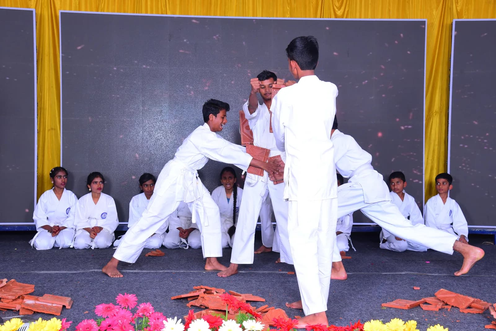 Cambridge English School - School Event 76