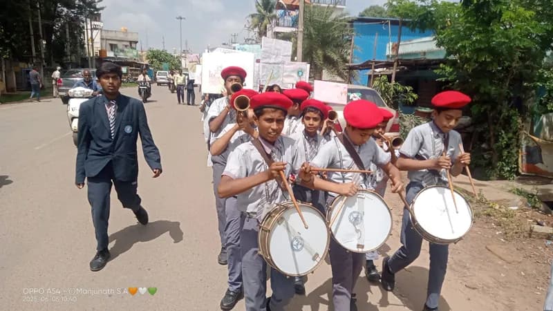 Cambridge English School - Campus Activity 20